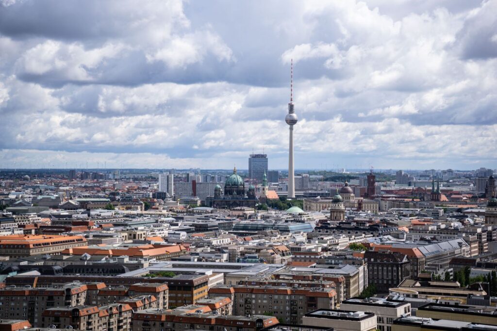 Blick über Berlin als Symbol für regionale IT-Beratung und digitale Lösungen.